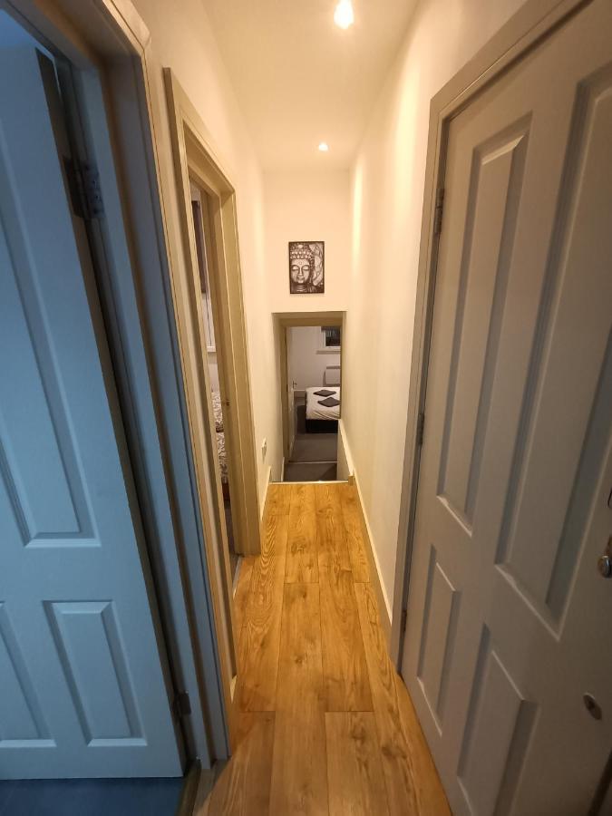 Lovely 2 Bedroom Serviced Apartment In London Exterior photo